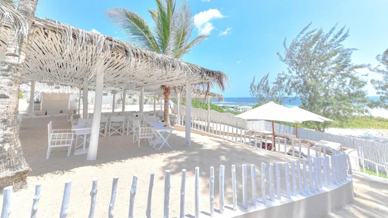 kobe-suite-resort-watamu01