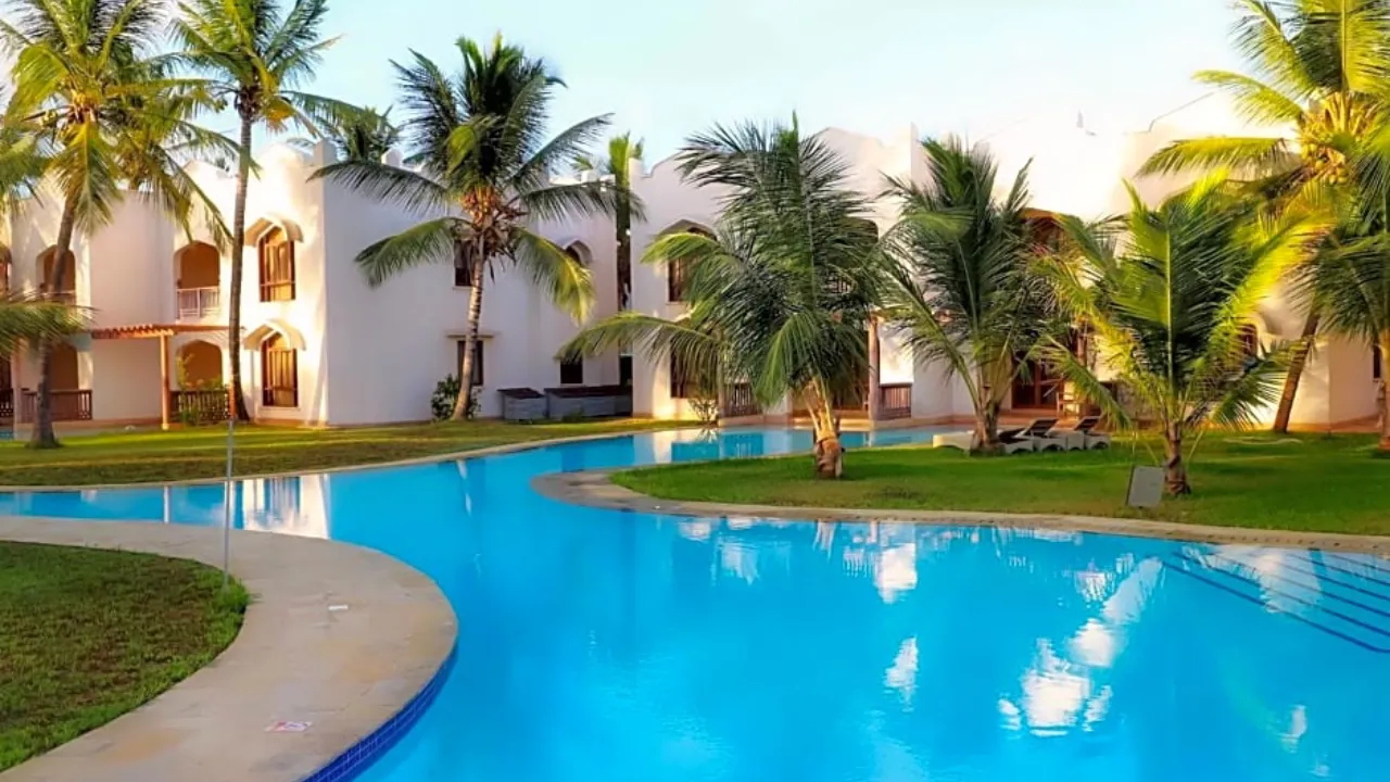 silver-palm-resort-01