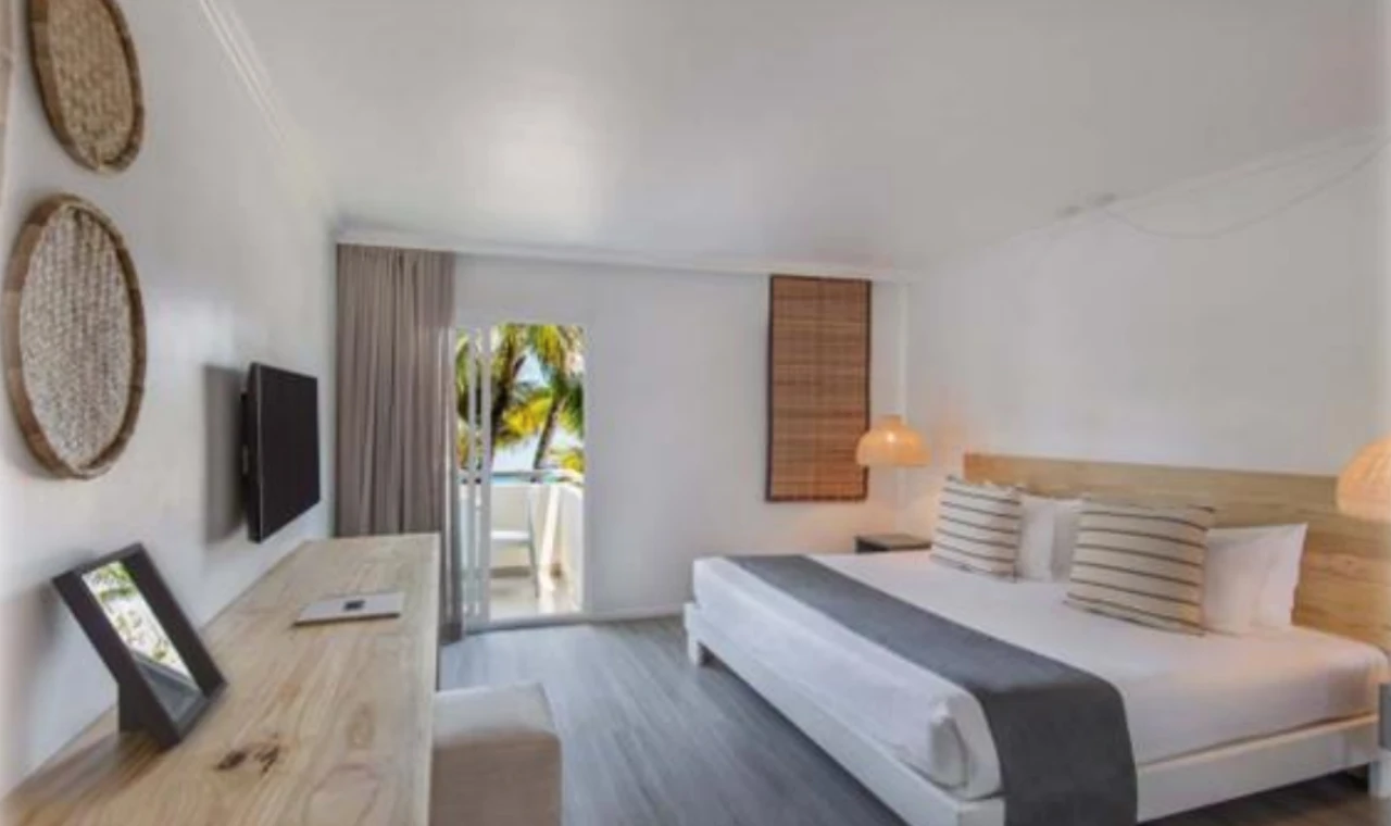 mauritius-adults-only-02